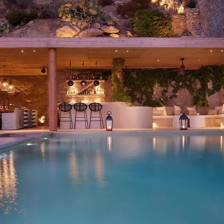 Silver Breeze Villa *