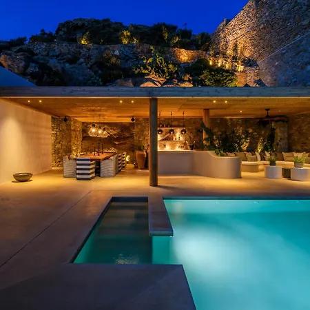 Silver Breeze * Mykonos Town